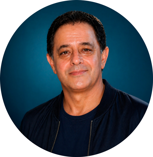 Alejandro Khan