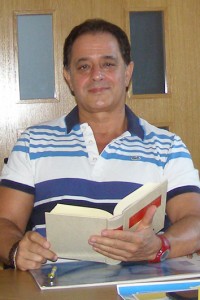Alejandro Khan